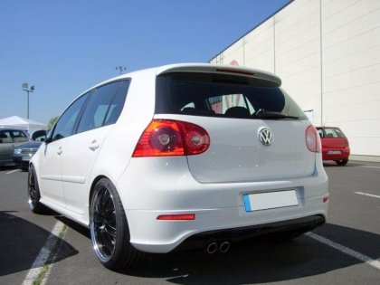 Dyfuzor Tylny VW Golf 5 R32 (1 otwór na wydech, wydech GTI)