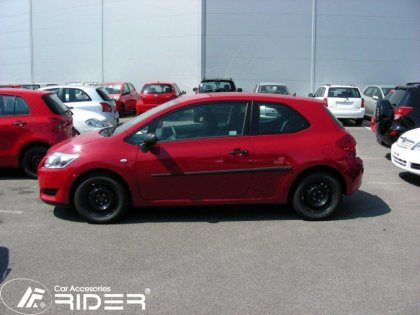 Ochranné lišty dveří - Toyota Auris 3dv.