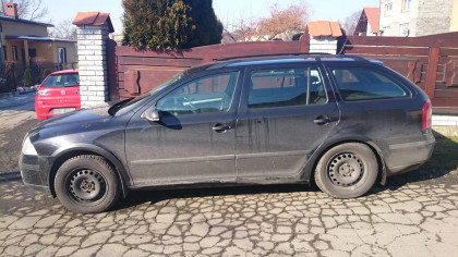 Plastové lemy Škoda Octavia II kombi 09-12