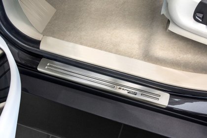 Prahové ochranné nerezové lišty Avisa BMW X5 F15 2013-2016 - Special edition