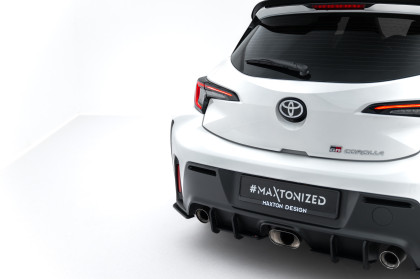 Spoiler zadního nárazníku Street pro Toyota GR Corolla Mk12 černo červený