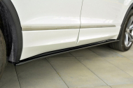 Prahové lišty Vw Tiguan Mk2 R-Line černý lesklý plast